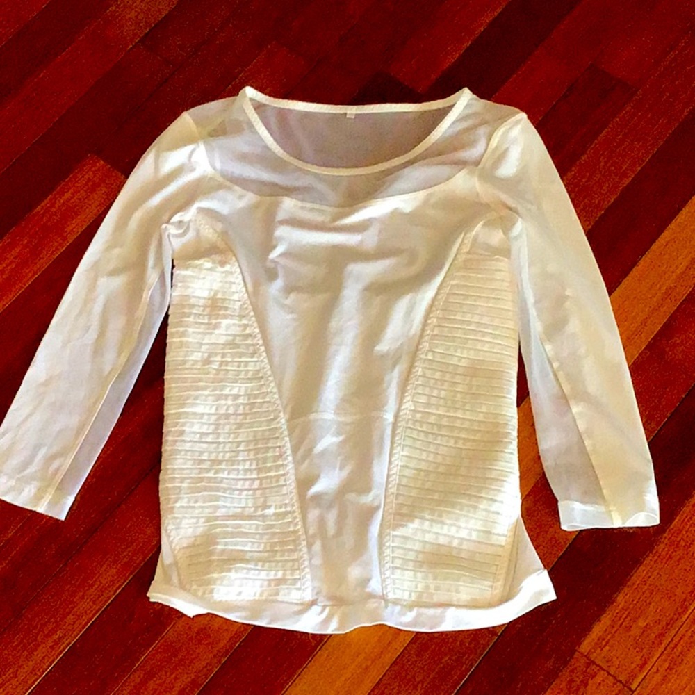 Beige mesh top extremely hard to find size small